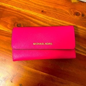 Michael kors wallet